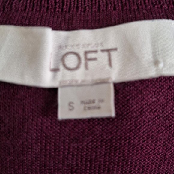 Loft by Ann Taylor 3/4 Sleeve Wool Blend Top with Back Buttons Size Small - Picture 5 of 5